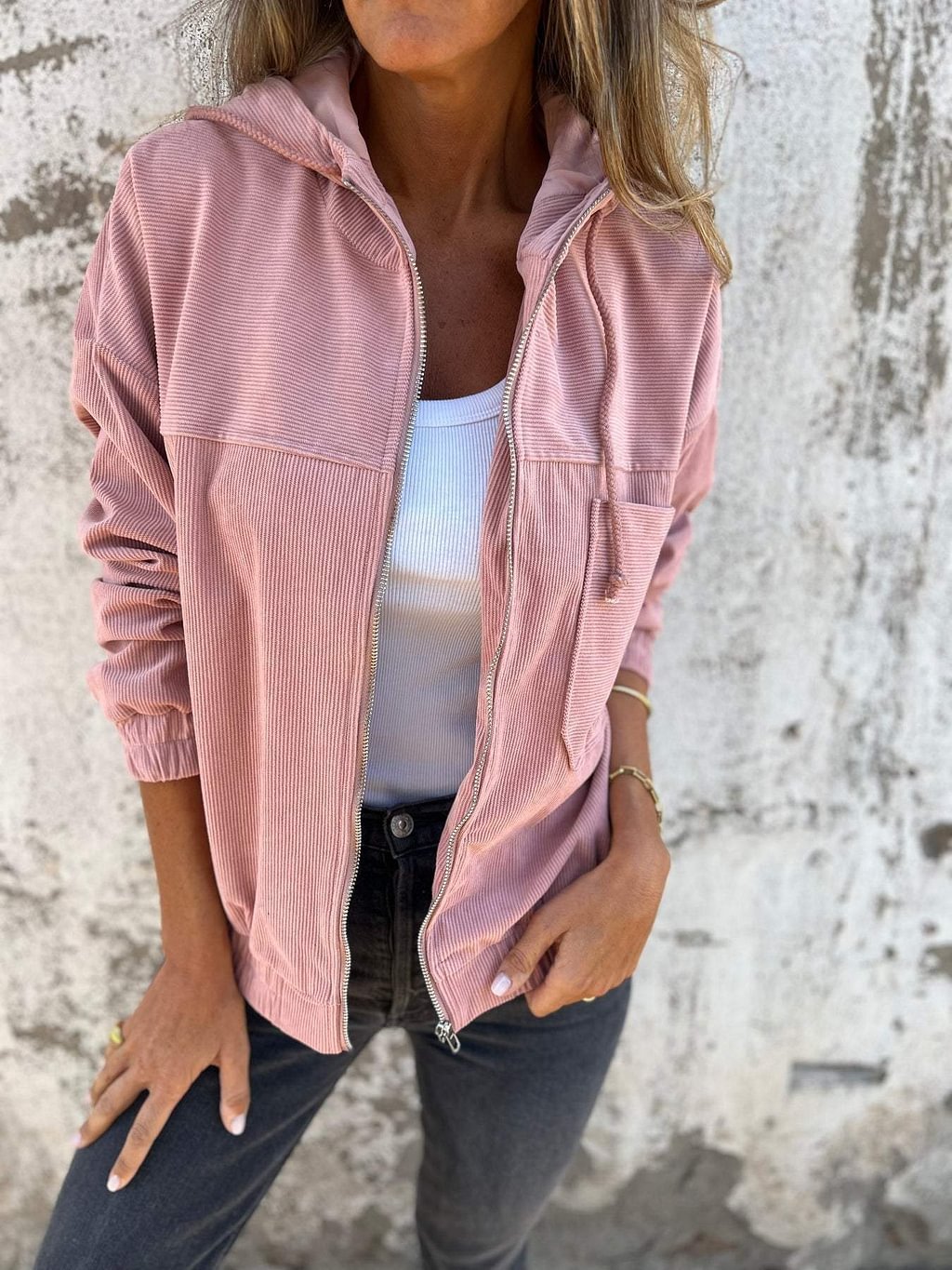Dalina | Chaqueta con capucha y cremallera