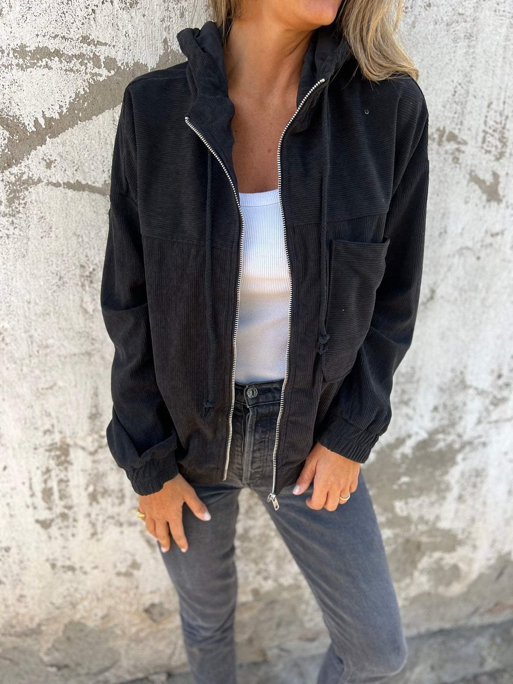 Dalina | Chaqueta con capucha y cremallera