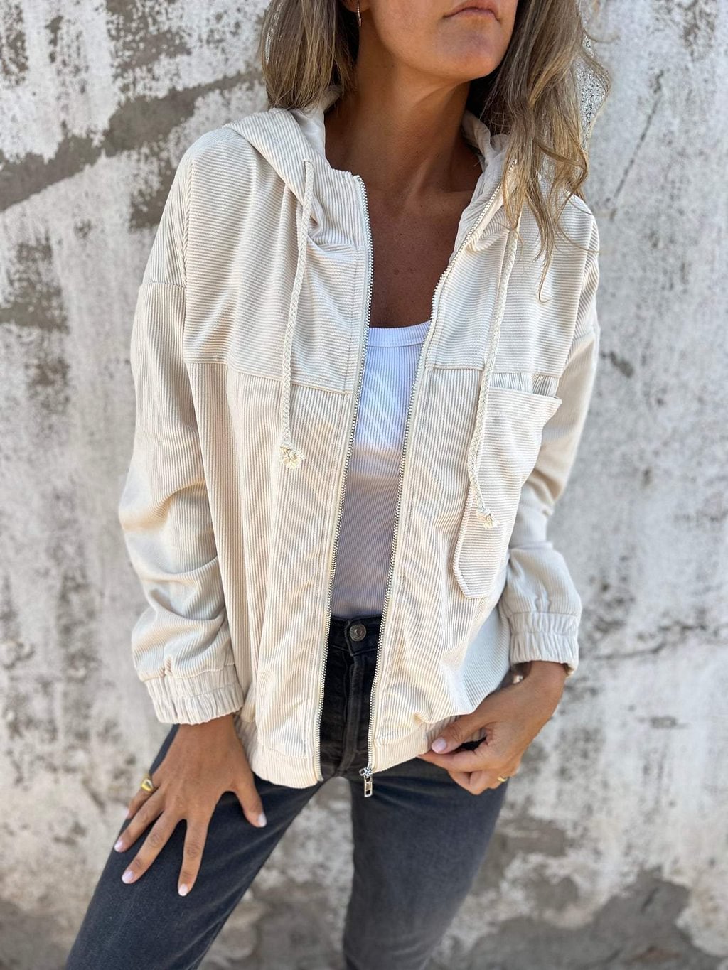 Dalina | Chaqueta con capucha y cremallera